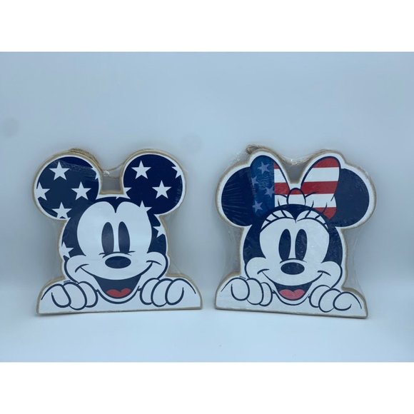 Disney Minnie Mouse Patriotic Hanging Wooden Sign - Picture 5 of 7